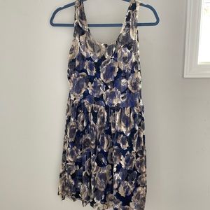Pins and Needles floral dress size small